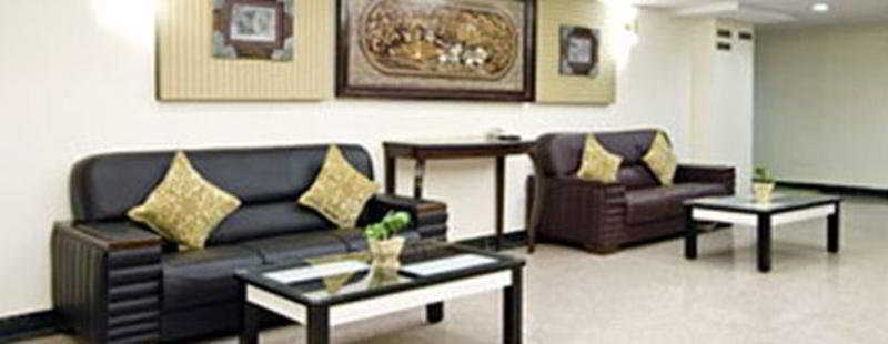Clarks Inn, Pacific Mall Ghaziabad Exterior foto