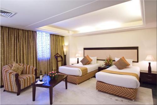 Clarks Inn, Pacific Mall Ghaziabad Exterior foto